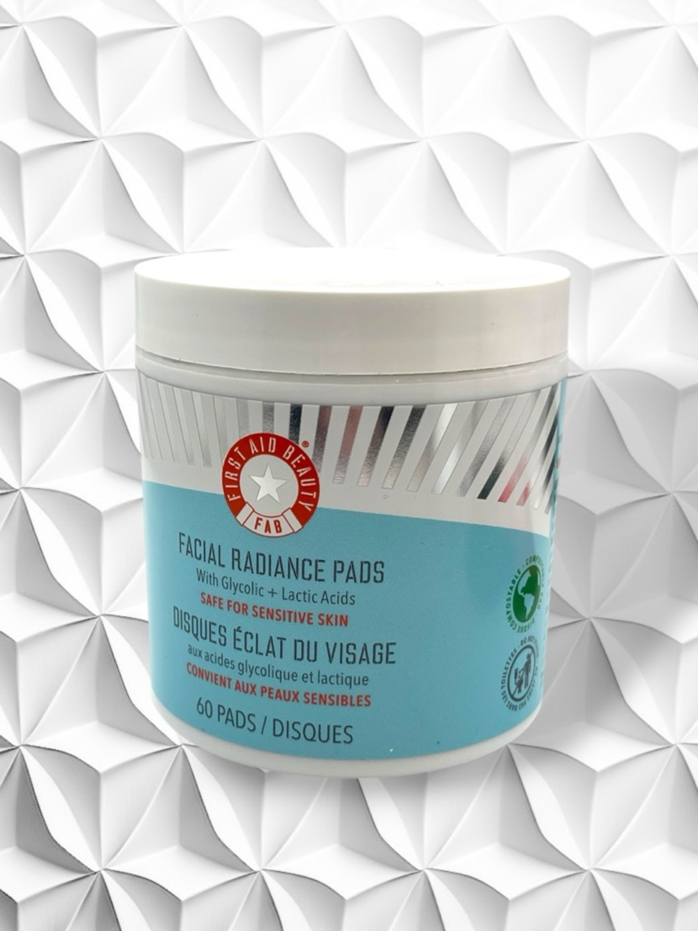 First Aid Beauty Facial Radiance Pads Brand New! 60 count